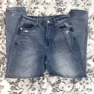 American Eagle Distressed Mom Jean